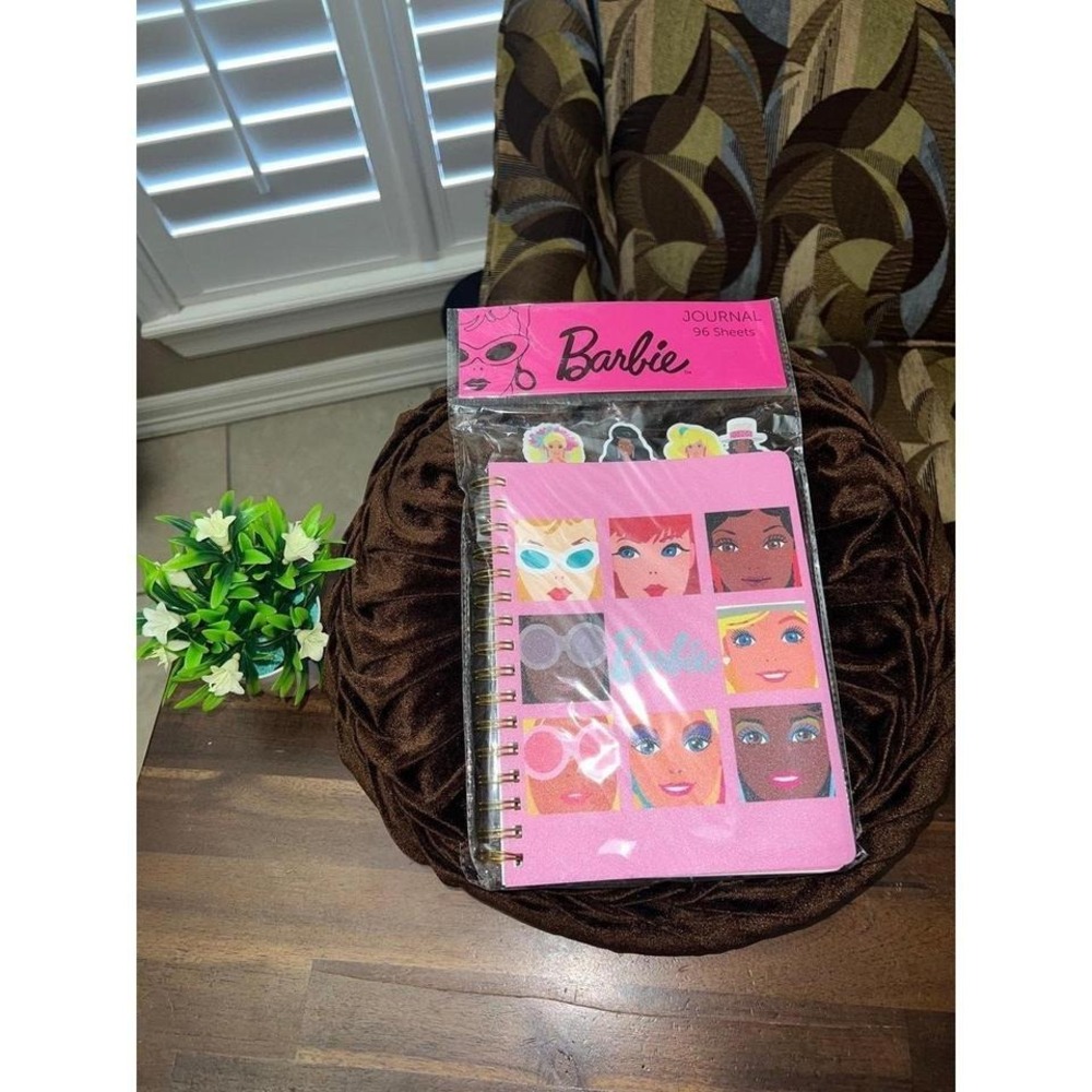 BARBIE JOURNAL 4 sections With Barbie‎ Head Tabs 96 pages total NEW In Package